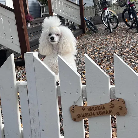 Idyllic Upstairs With Two Bedrooms Pensión