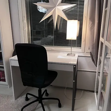 Idyllic Upstairs With Two Bedrooms 3*