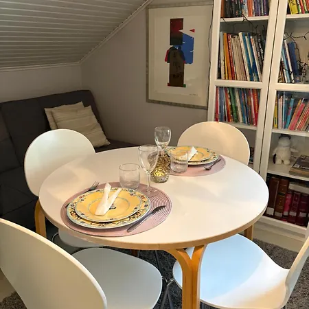 Idyllic Upstairs With Two Bedrooms