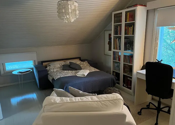 בית הארחה Idyllic Upstairs With Two Bedrooms יואנסו